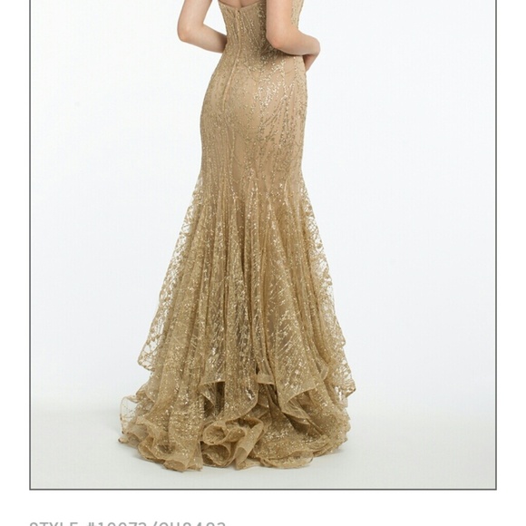 Gold prom/homecoming dress - Picture 2 of 4